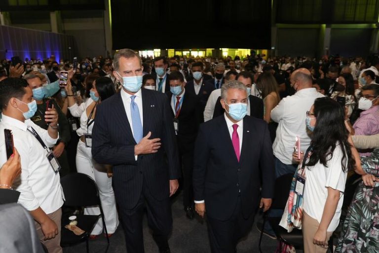 El Rey insta a redoblar esfuerzos para proteger el Estado de derecho