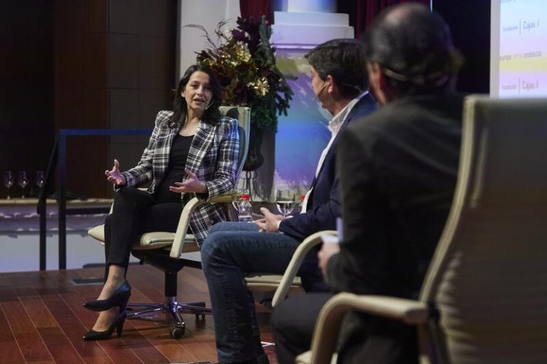 Arrimadas «no espera nada» de la propuesta de financiación