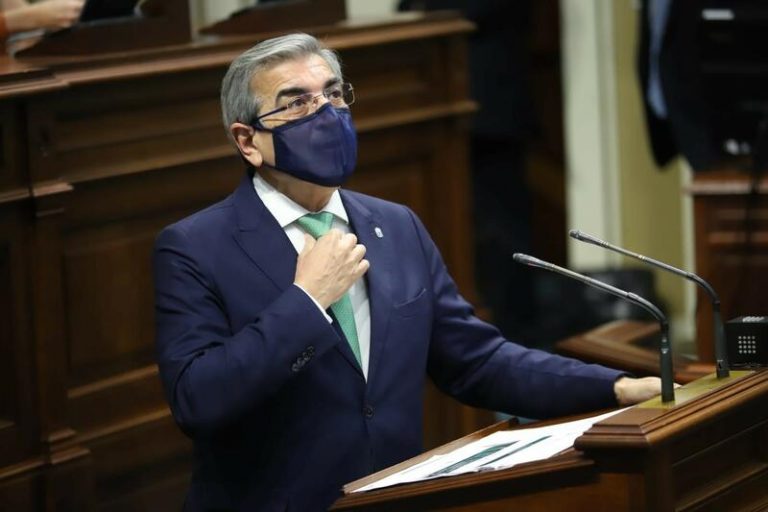 Canarias remite al Gobierno una evaluación de daños del volcán de La Palma por 842,33 millones