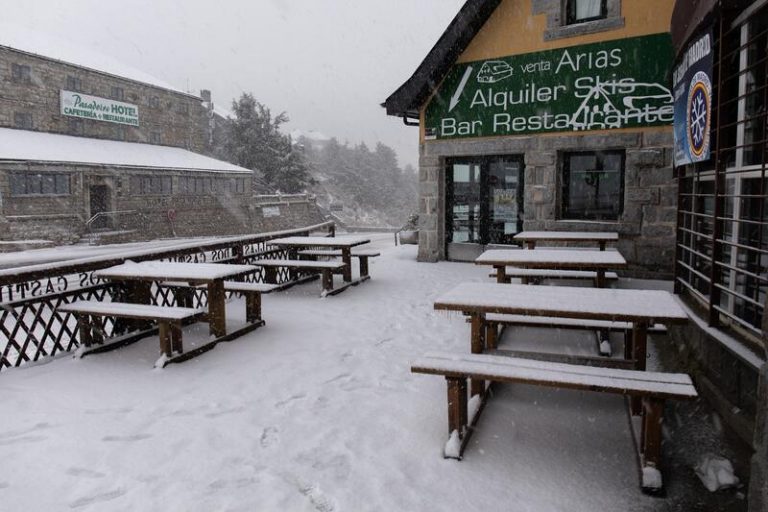 Un total de 20 provincias estarán hoy en aviso por viento, oleaje, aludes, deshielo o lluvias
