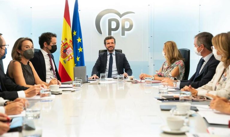 El PP quiere asumir las reclamaciones provinciales para frenar el avance de plataformas rurales en la España despoblada