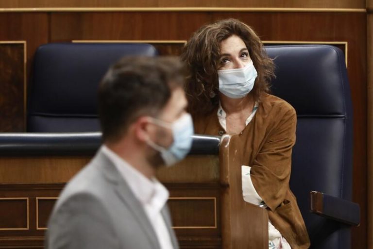 El Gobierno ofrece a ERC que plataformas destinen el 0,7% de ingresos a producción en lenguas cooficiales