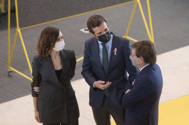 ‘Génova’ envía una circular a sus presidentes aconsejando suspender las cenas de Navidad por el Covid