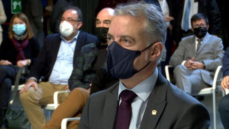 Urkullu pide cumplir las normas con «responsabilidad»