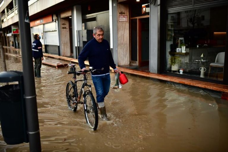Comienza a descender el nivel del río Ebro en Tudela