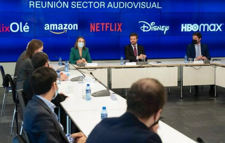 Casado: Las imposiciones lingüísticas «no pueden atacar» el castellano