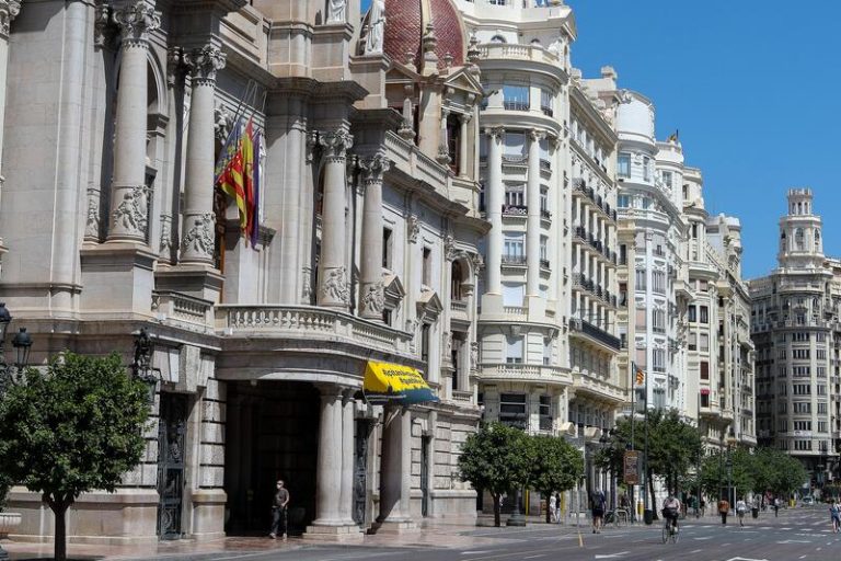 La Audiencia archiva la causa del ‘pitufeo’ para 13 exconcejales y asesores de la etapa de Barberá