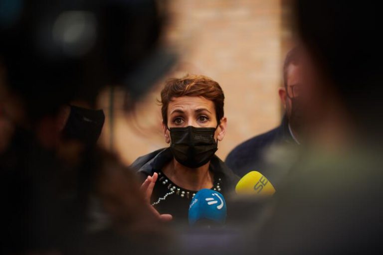 Chivite aboga por «acelerar lo más posible» la vacunación