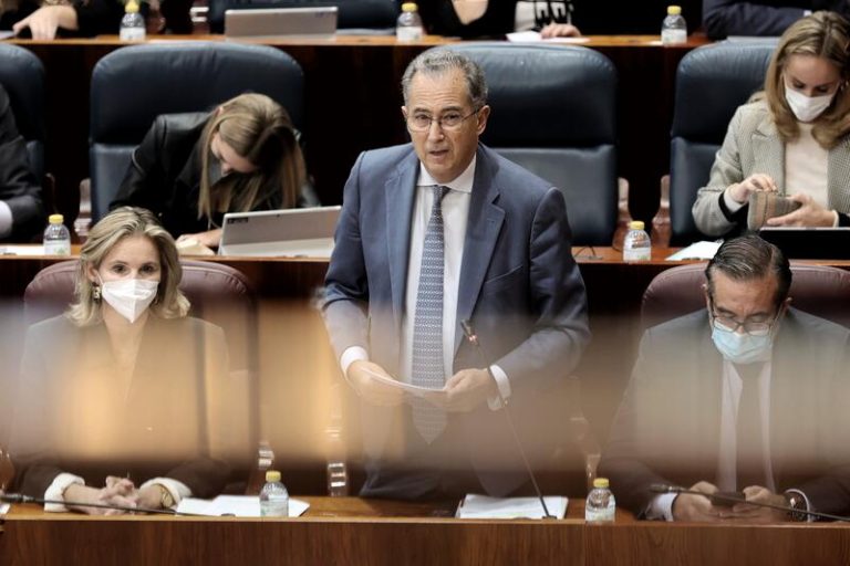 Madrid asegura que la nueva ley de FP no incorpora casi «ningún avance»