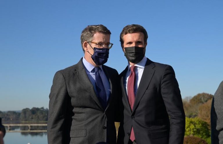 Casado dice que Sánchez debería dimitir por la subida de la luz