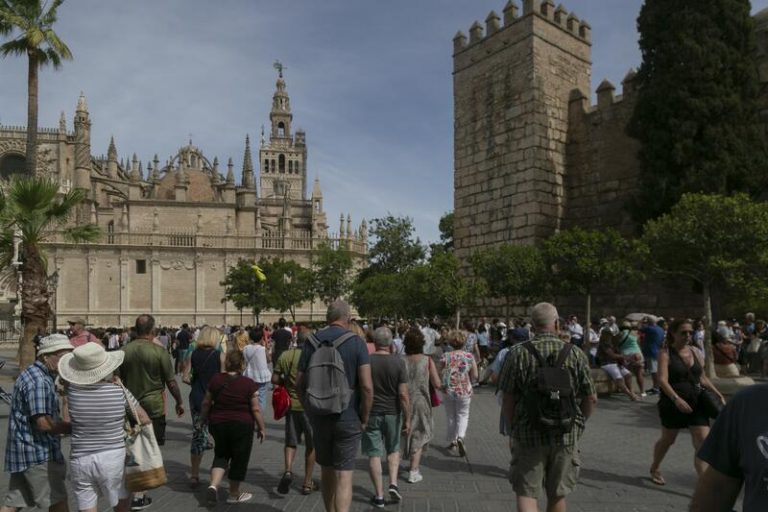 Andalucía recupera el nivel 1 de alerta en 5 provincias 2 meses después