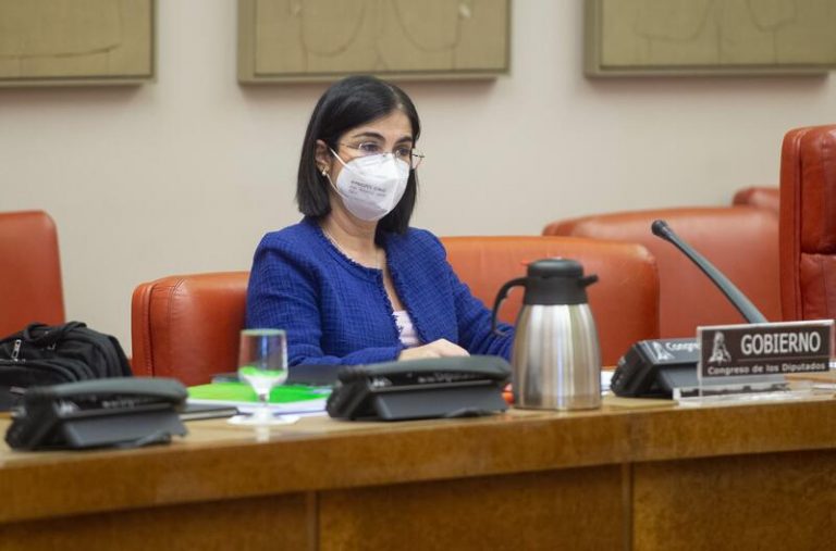 Darias: «Nunca antes» hubo una respuesta «tan inmediata» como las ayudas a los afectados por el volcán