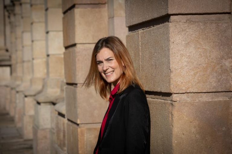 Albiach defiende el pacto por las cuentas: «Era una barbaridad dejar a Cataluña» sin presupuestos