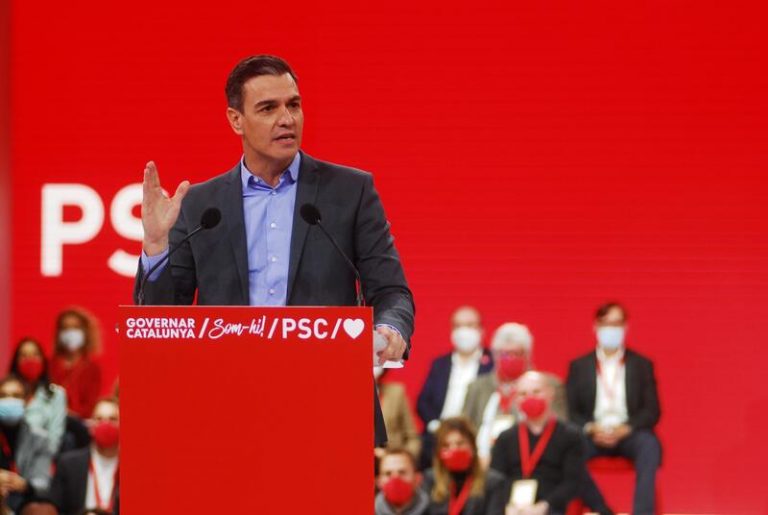 Sánchez pide a la oposición «urbanidad, respeto y educación» tras el tono en las declaraciones