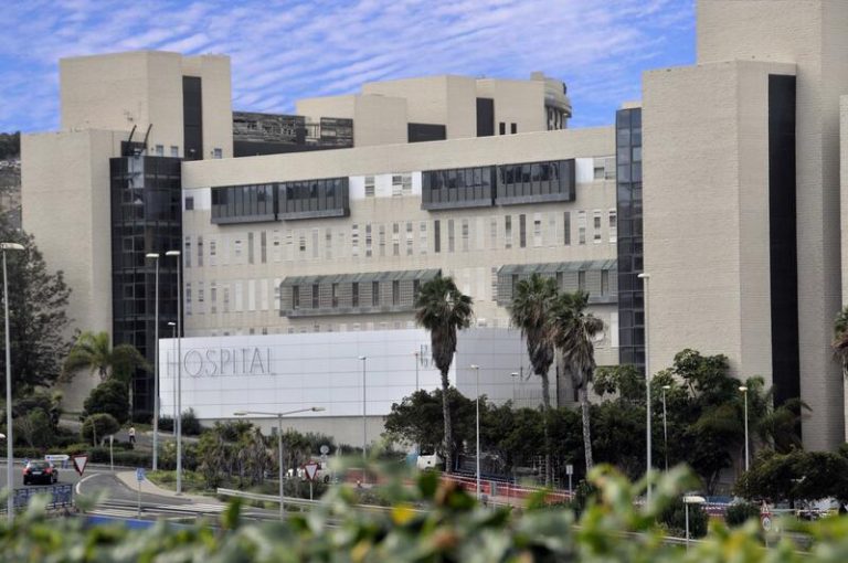 Canarias registra 1.235 contagios y dos fallecidos en las últimas 24 horas