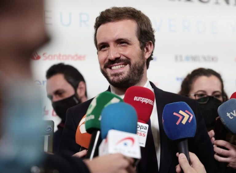 Casado apoya la decisión de Mañueco y dice que hay «precedentes» recientes tras las «deslealtades» de Cs