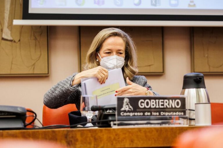 El Gobierno lanzará esta semana las primeras convocatorias del Perte del hidrógeno verde y energía renovable