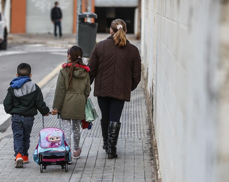 Padres de alumnos no ven «grave» perder las últimas clases antes de Navidad