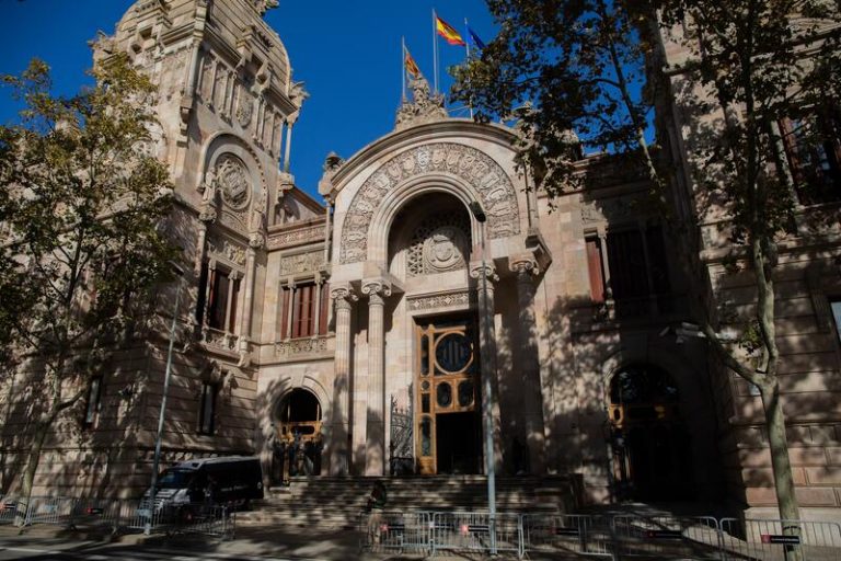 Cataluña enviará las medidas al TSJC el miércoles para conseguir el aval