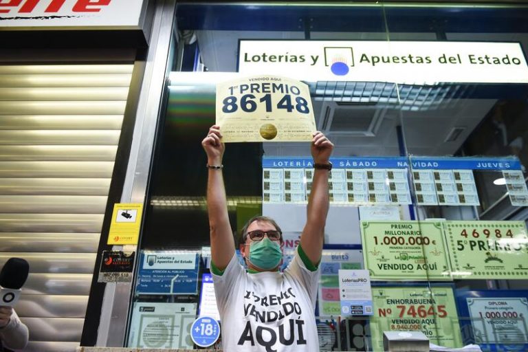 Los premios del sorteo de Navidad no paran en Melilla, Ceuta, Navarra, Teruel ni Palencia