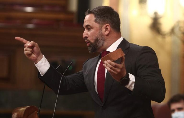 Abascal avisa que llevará a los tribunales el uso de la mascarilla obligatoria
