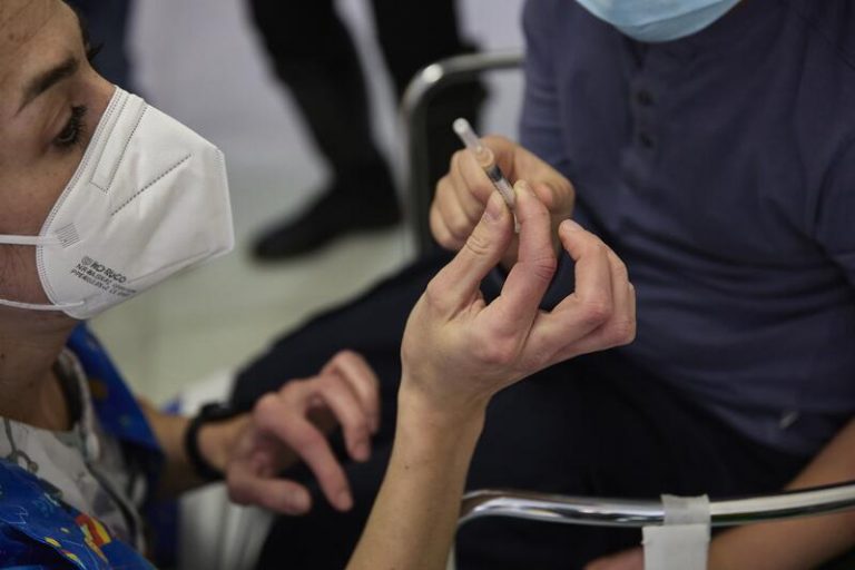 Andalucía administra más de 88.740 vacunas en un día