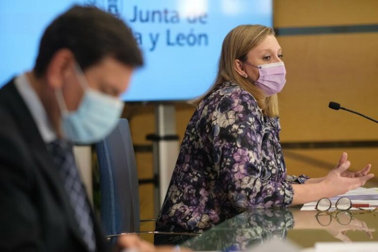 Castilla y León asegura que la situación en residencias está «controlada»