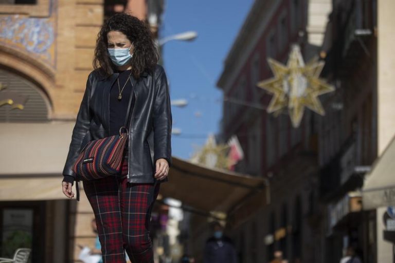 Guía autonómica para Nochebuena: del toque de queda en Cataluña a la apertura total en Madrid