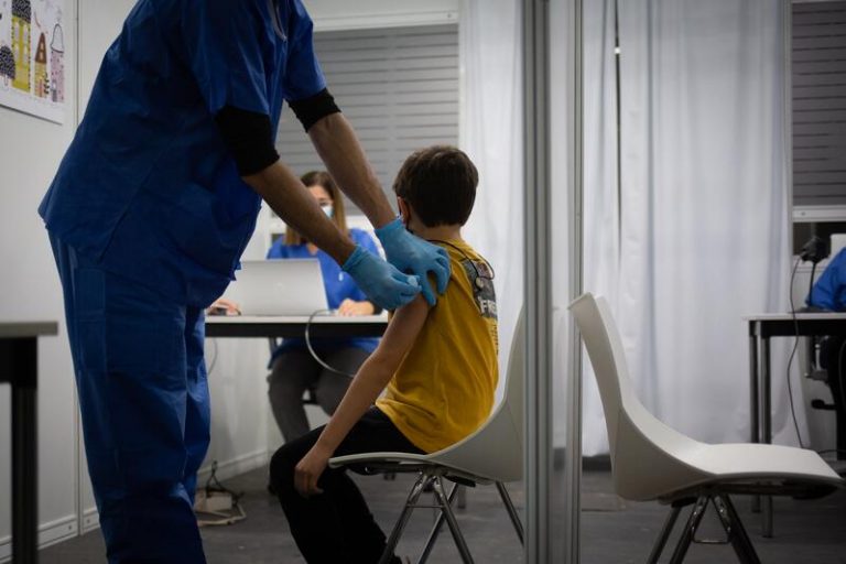 Más de 700.000 niños han recibido ya la primera dosis de la vacuna contra la Covid-19