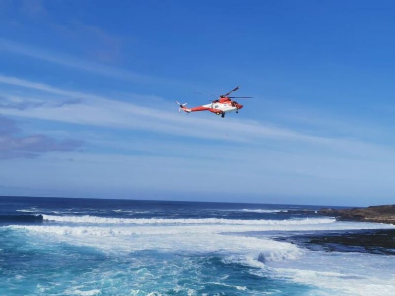 Reanudan la búsqueda de 2 bañistas desaparecidos en la costa de El Hierro