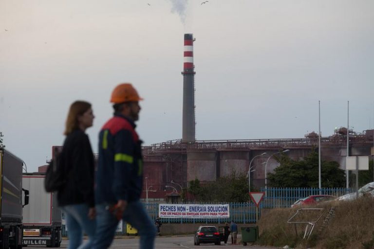 Greenalia anuncia un preacuerdo con Alcoa para suministrar energía a la planta de San Cibrao