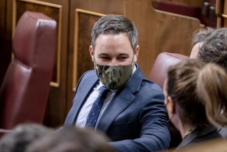 Abascal dice que Casado no está dispuesto a participar en una «alternativa»