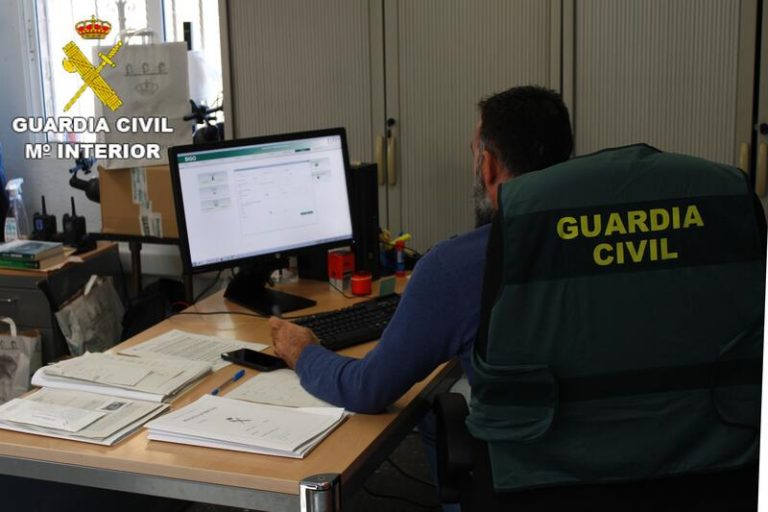 Detenido en Puçol un hombre que se hacía pasar por adolescente para acosar a menores a través de Internet