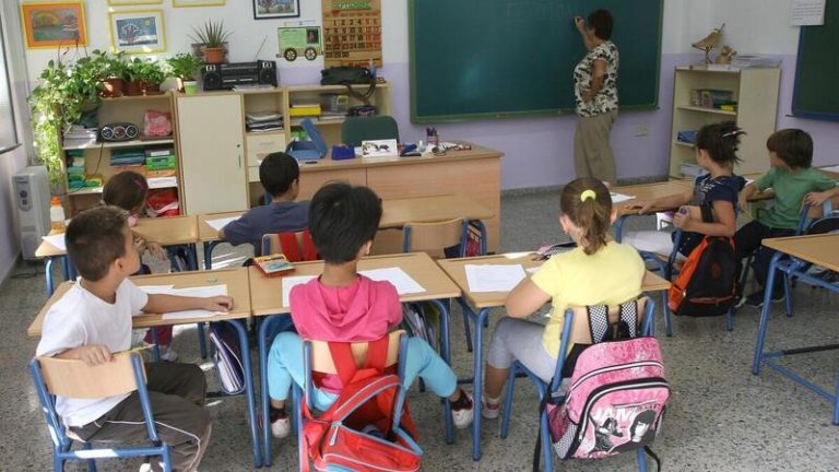 Extremadura: La presencialidad en las aulas sería «interesante» para continuar con la vacunación