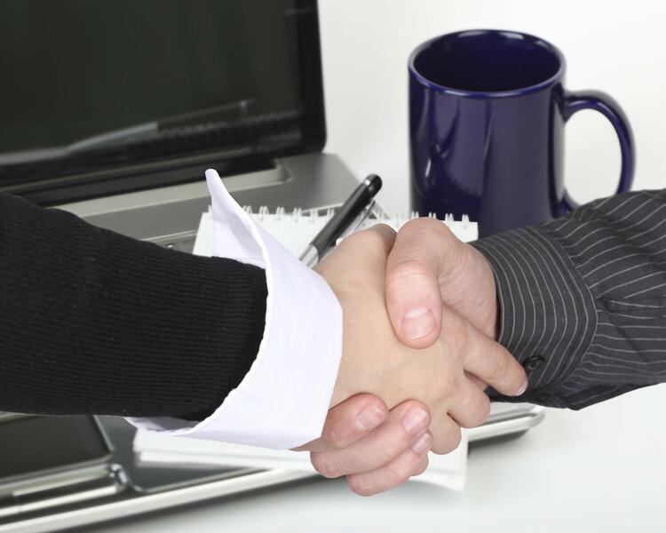 Las ofertas digitales de empleo en España aumentan un 63% en 2021 en tasa interanual