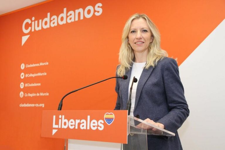 Cs acuerda con Europa «estudiar la ejecución presupuestaria del PP sobre el Mar Menor»