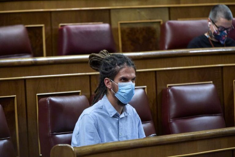 Alberto Rodríguez carga contra el PSOE al oponerse a devolverle el escaño