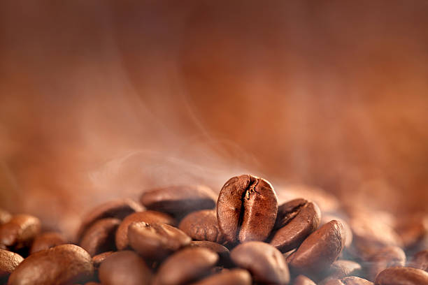 El aditivo del café que destroza tus intestinos