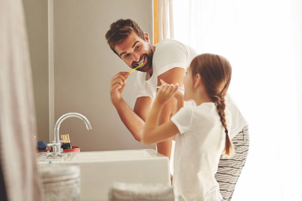 Las enfermedades que puedes sufrir si te cepillas mal los dientes