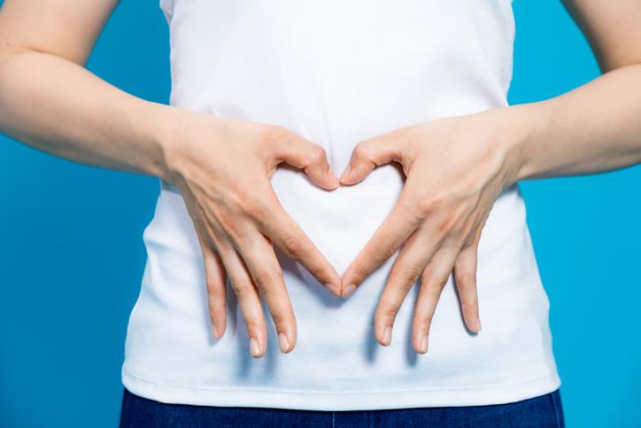 Estos son los alimentos que se cargan la flora intestinal