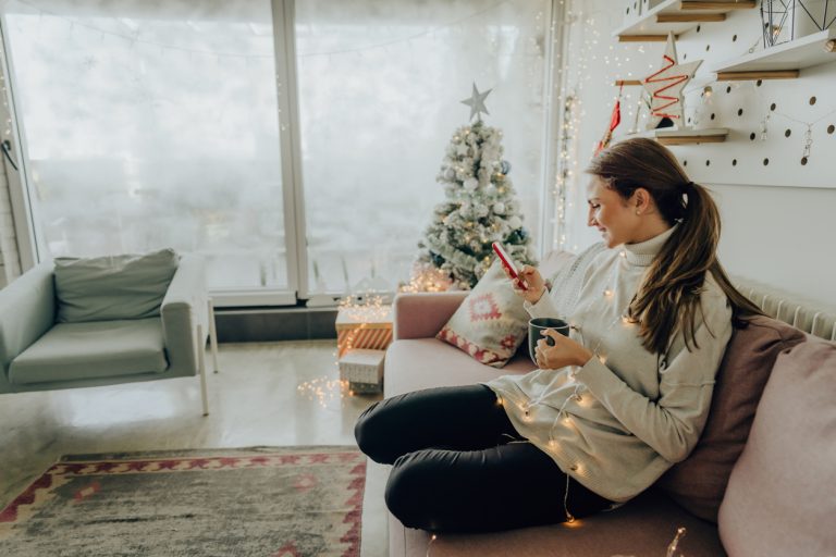 La familia, la salud y el hogar, lo que más les importa proteger a los españoles estas navidades