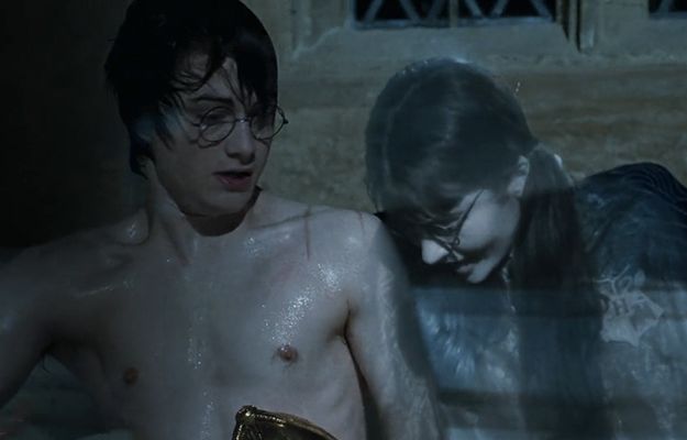 ¿Myrtle La Llorona De Harry Potter Todo El Tiempo Andaba Molesta?