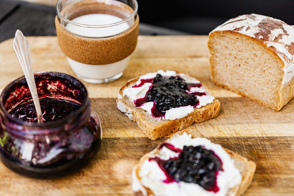 Pan Con Mermelada