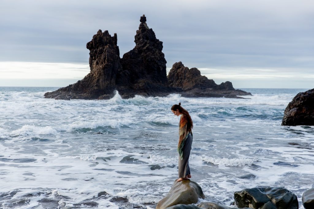 Por Qué Acuario Puede Quedarse Solo De Por Vida