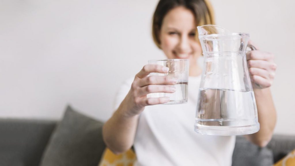 El Motivo Por El Que No Debes Beber Agua Si Tomas Dulce