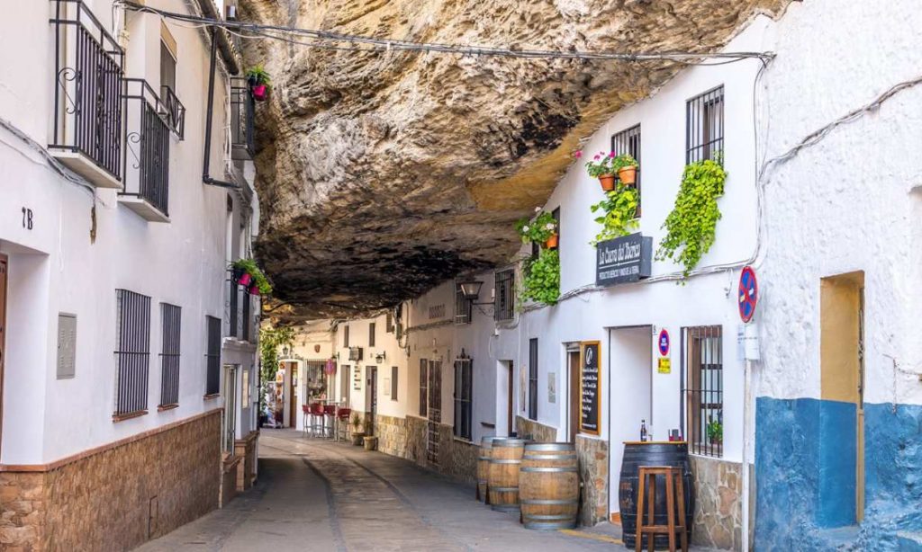 Setenil De Las Bodegas (Cádiz)