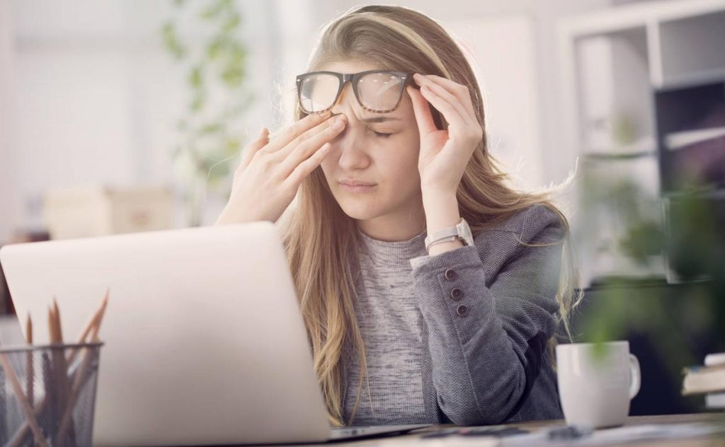 Trucos Para Evitar La Vista Cansada Por Mirar Durante Horas La Pantalla