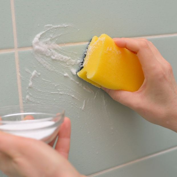 Otro Uso Curioso Es El De Limpiar Los Azulejos Del Baño
