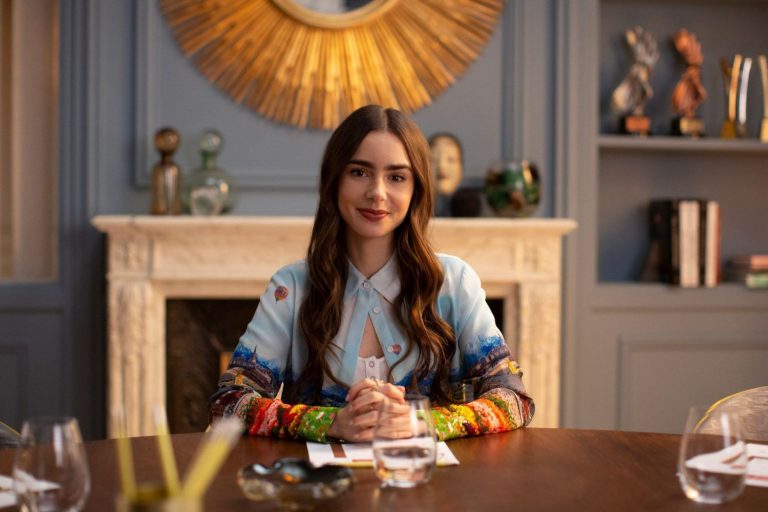 Emily in París: esta es la fortuna que ha ganado su protagonista