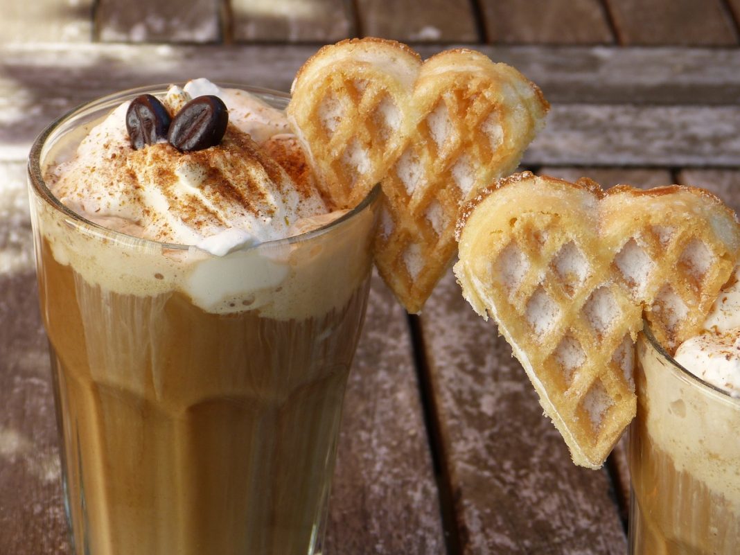 Cómo hacer en casa el Toffee nut latte de Starbucks